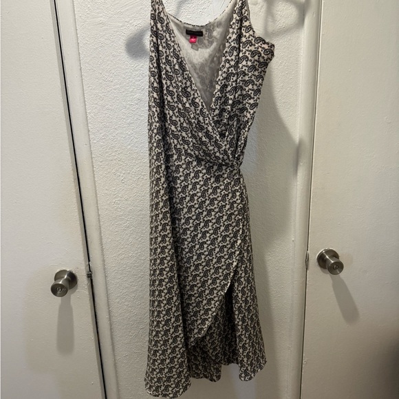 Vince Camuto Black and White Patterned Dress - Picture 1 of 4